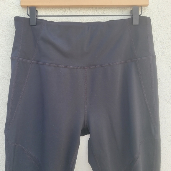 Athleta black mesh panels zipper pocket work out pants size L - Picture 5 of 12